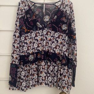 NWOT Free People Blouse Shirt Floral Multi-Colors Oversized SZ XS